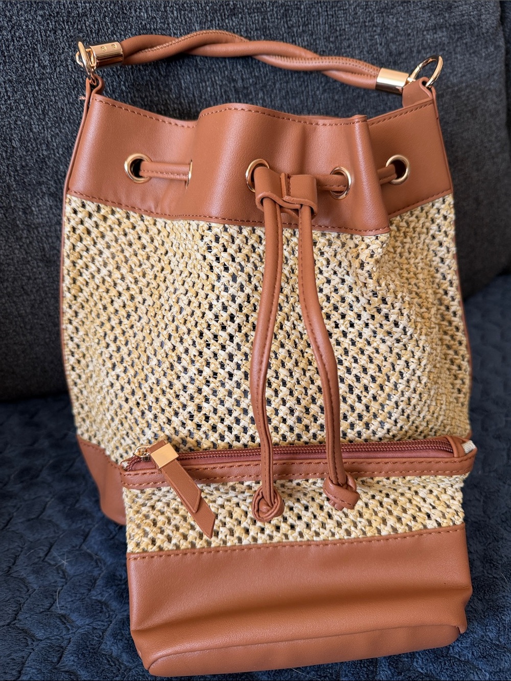 Tan Straw-Style Drawstring Bucket Bag - Casual Women's Handbag